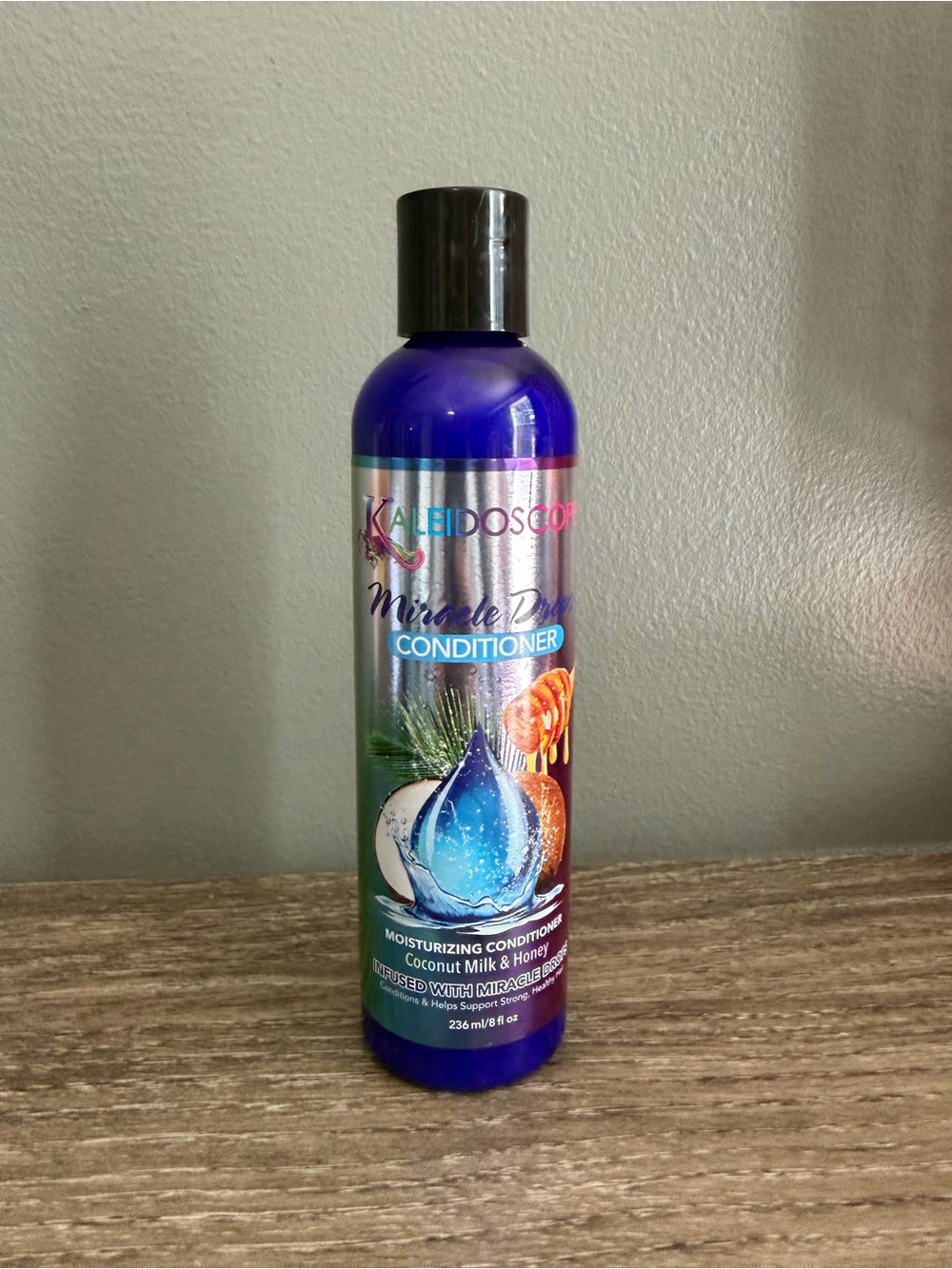 Kaleidoscope Miracle Drop Moisturizing Conditioner - Blue